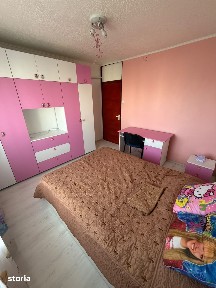 Vanzare apartament 3 camere zona 13 septembrie