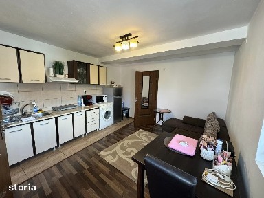 Apartament cochet, 2 camere, terasa mare, zona Calea Poplăcii