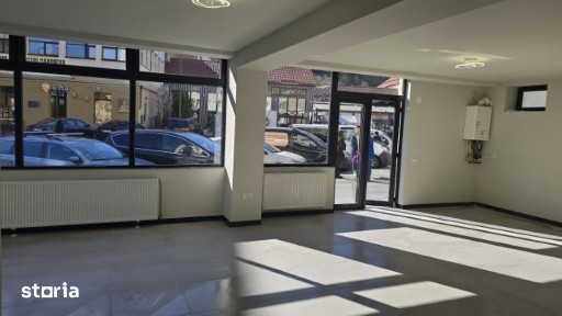 Inchiriez spatiu comercial 70mp utili,Centrul Civic, Brasov, 1.500euro