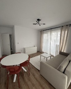 Inchiriez apartament 2 camere langa mall Coresi