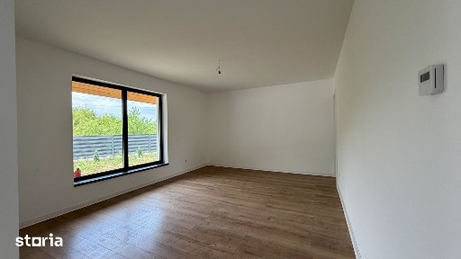 Casa Parter 4 cam 2 bai curte 540 mp HLINCEA