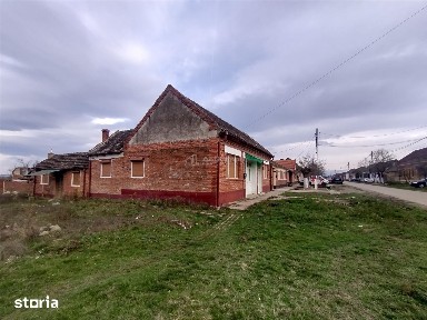 Berliste, Casa pt 2 Familii, la Sosea, Pret Negociabil