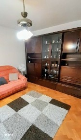 Inchiriez apartament 3 camera decomandate, et.1, zona Soarelui