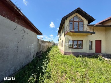 Casa spatioasa cu 5 dormitoare, Teren 1000mp, Butimanu -Ungureni