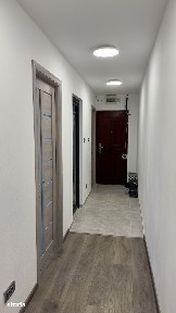 Proprietar, vând apartament 2 camere decomandat, etaj 2/4, zona Olari