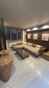 Apartament 3 camere de închiriat | 550 €/lună | Etaj 3/4 | metrou 1 Decembrie sector 3, mutare imediata, comision zero