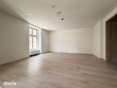 SAD 89 mp, 3 incaperi, complet renovat - Piata Unirii