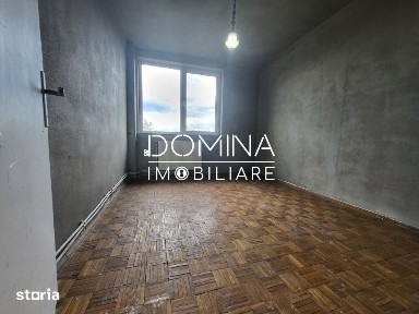 Vanzare apartament cu 3 camere, strada Garofitei, zona 1 Mai