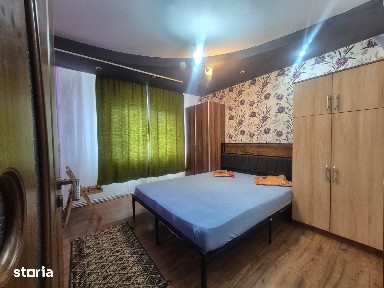 Apartament 4 camere, situat in Targu Jiu, Strada G.ral Christian Tell