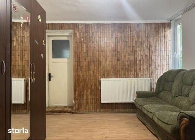 Inchiriez Casa cu 3 camere, Cazare Muncitori, Campina