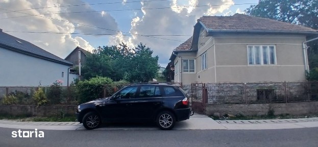 Casa cu teren mare in Salicea