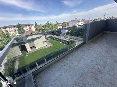 Apartament pent-house 4 camere, terasă și lift