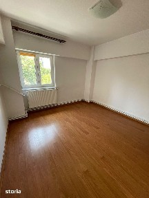 Capitol spitalul mare,ultra central,stradal decomandat!