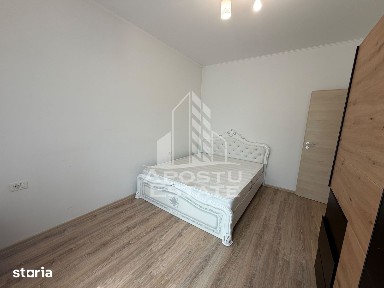 Apartament cu 2 camere de vânzare, 2 locuri de parcare, Dumbravita
