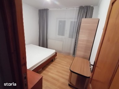 Apartament decomandat 3 camere de vânzare Militari-Gorjului 70 mp
