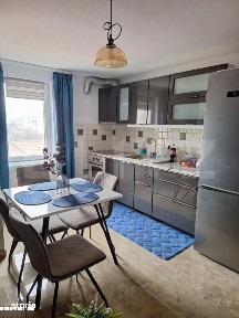 Apartament 2 camere, 57 mp, renovat, zona Tarnaveni