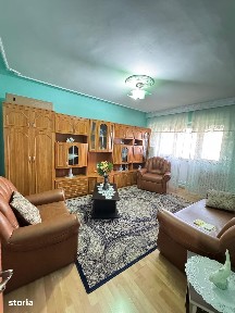 Etaj 3 - 3 camere decomandat - doua bai - doua balcoane - Dacia