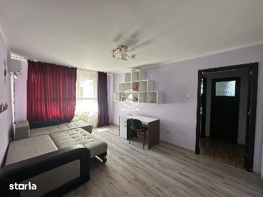 Apartament 2 camere de inchiriat, semidecomandat, etaj intermediar - P