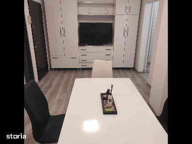 Apartament dec. 3 camere, Rovine-Lic. Tudor Arghezi.