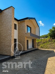 Duplex de vanzare 4 camere 142 mp utili 260 mp teren Manastur