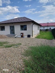 Casa noua de vanzare