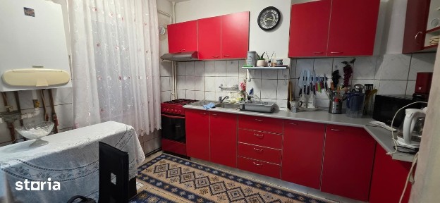 Apartament 3 camere decomandat-Orizont-Letea
