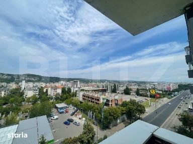 Apartament 4 camere, 83 mp, decomandat, zona Manastur