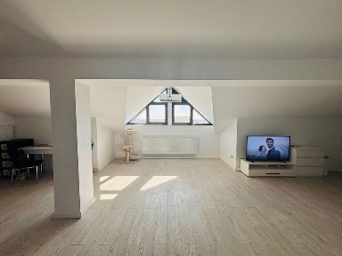 Vând ap str Safirului 87 mp utili +pod - direct proprietar
