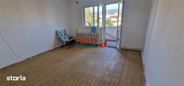 Apartament 2 camere de vanzare zona Cetate