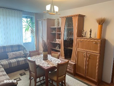 De vânzare apartament 2 camere zona Decebal ( piața )