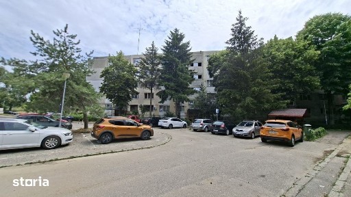 Apartament 4 camere Nord,Etaj 3 la Poarta Scolii nr 14