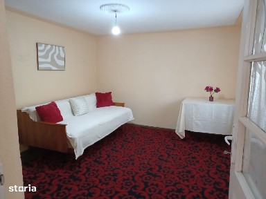 Proprietar - Casă solidă din bolțari, 4 camere, în Caracal