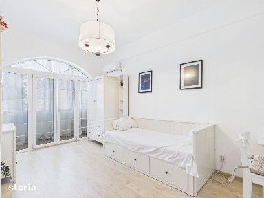Garsoniera renovata Amzei