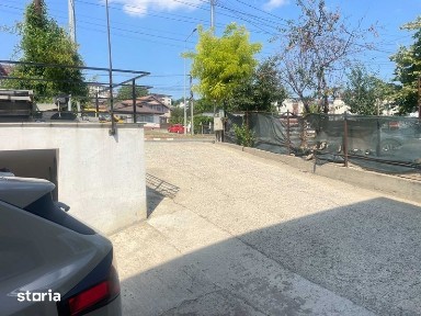 Casa, Spatiu comercial cu teren de vanzare