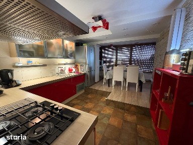 Duplex - zona Trocadero mobilat si utilat proprietate personala