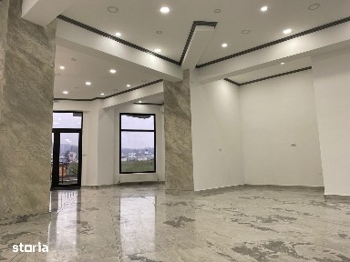 Spatiu comercial parter b dul Dem Radulescu Rm Valcea