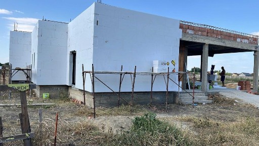 Casa in constructie Sanadrei jud Timis