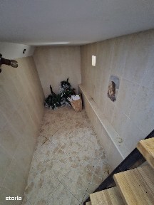 4 camere zona Ostroveni cu centrala termica