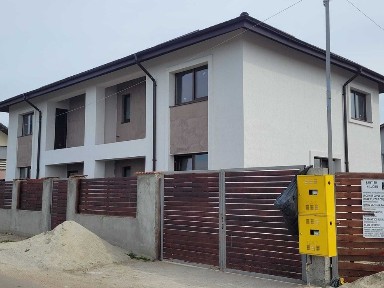 Case cuplate de vanzare Com Berceni