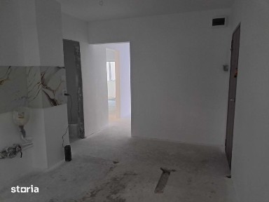 Vand apartament PC 3 camere, 2 bai, 2 balcoane