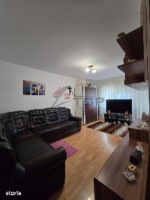 Piata Alexandru - Milcov, 2 camere decomandat cu 2 balcoane, liber