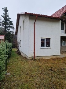 Casa 5 camere Soveja