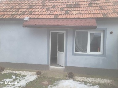 Casa de vanzare in iratosu jud arad