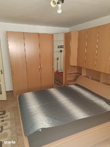 Apartament 3 camere decomandate, Comănești