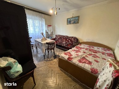 Vanzare apartament 3 camere 2 bai - bloc din 1986