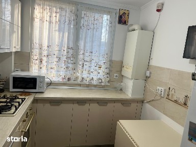 OFERTA DE INCHIRIAT ! Apartament cu 2 camere tiglina 1 pret 400 euro