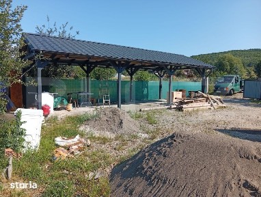 Casa de vanzare, 120 mp, zona Ivanesti, comuna Livezeni