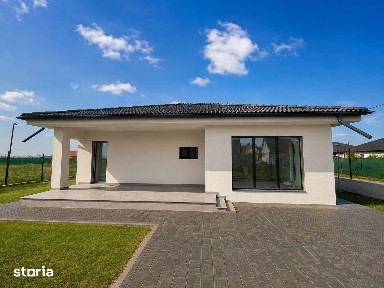 Casa individuala moderna, 4 camere, 2 bai, zona Sanpetru!