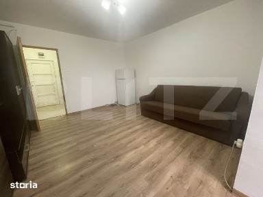Garsoniera de vanzare, 30 mp, etaj 3, zona Centrala