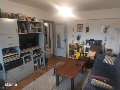 Apartament 3 camere decomandat, Cartier Sarari, zona Spaniei